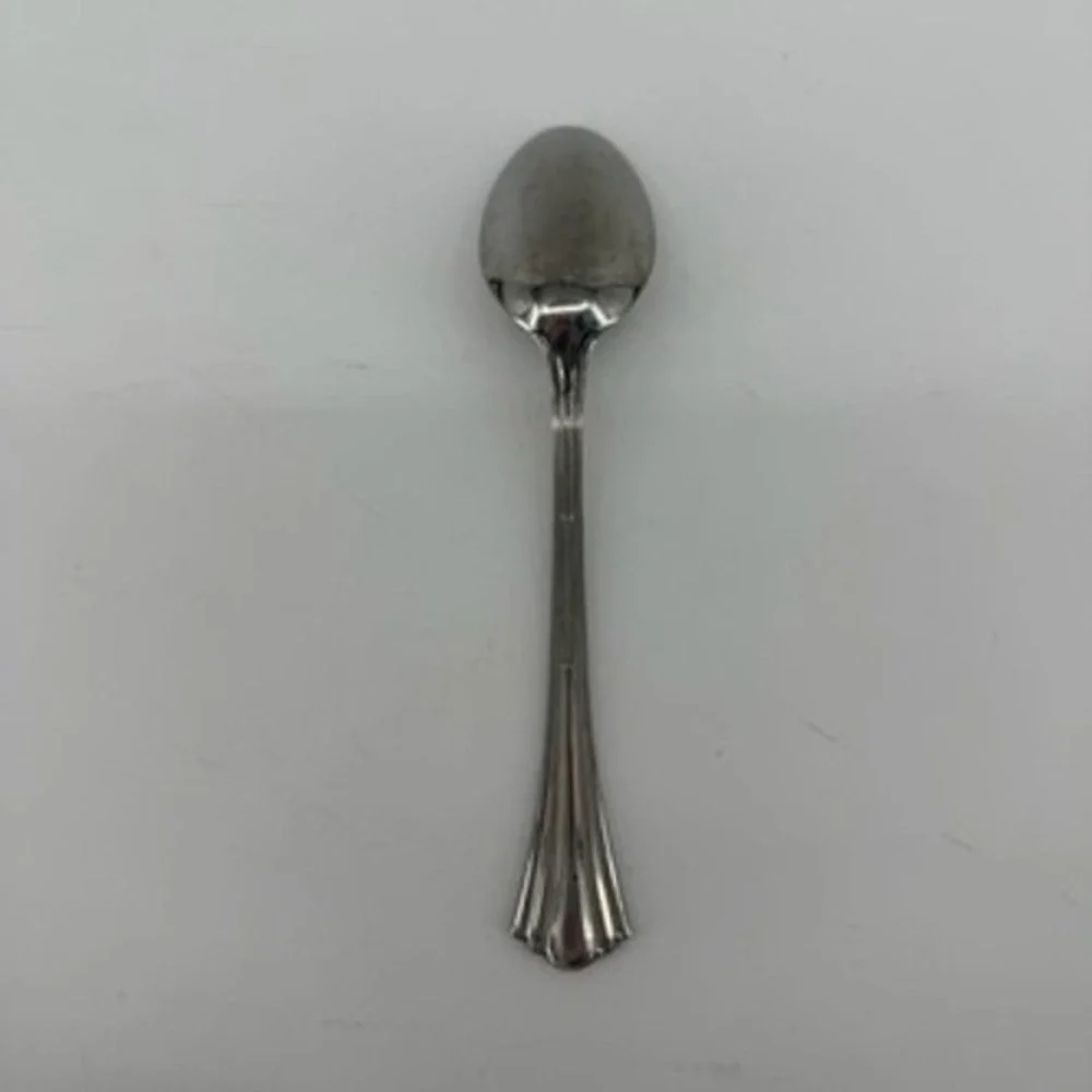 1847 Rogers Bros Silverplate Teaspoon Flared Ribbed Handle Korea 6 Inch